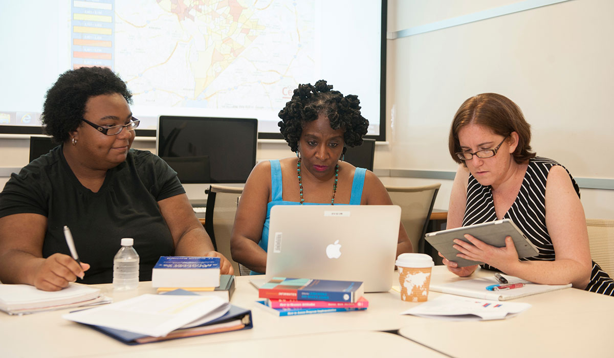 Library and information science professor and students